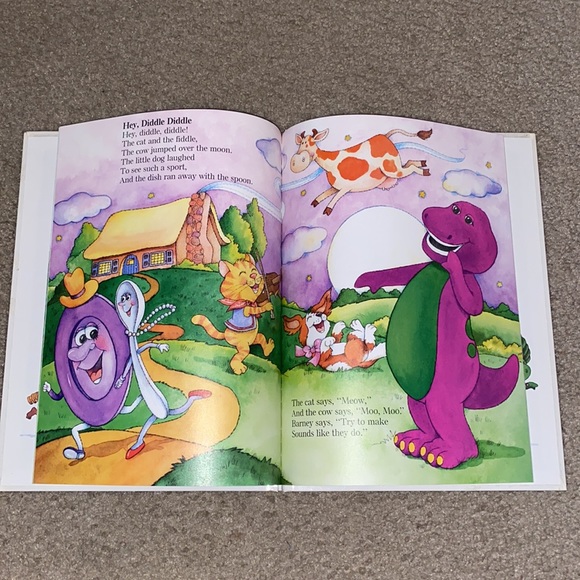 Vintage Barney Book Bundle (11) - Picture 10 of 15